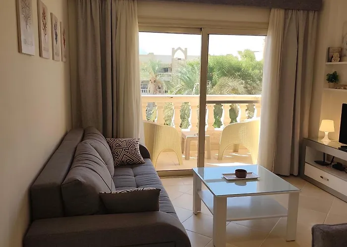 One- Bedroom S3 In Vip Zone Sunny Lakes Apartment *