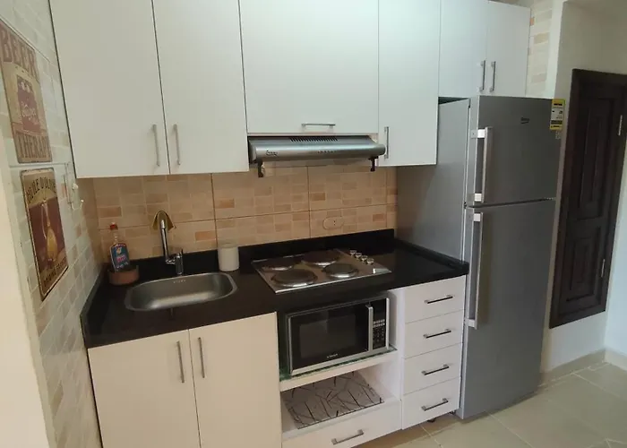 One- Bedroom S3 In Vip Zone Sunny Lakes Apartment