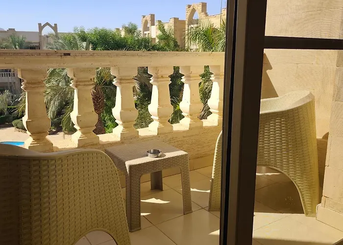 One- Bedroom S3 In Vip Zone Sunny Lakes